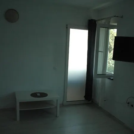 Guest house Oaza De Verdeata *