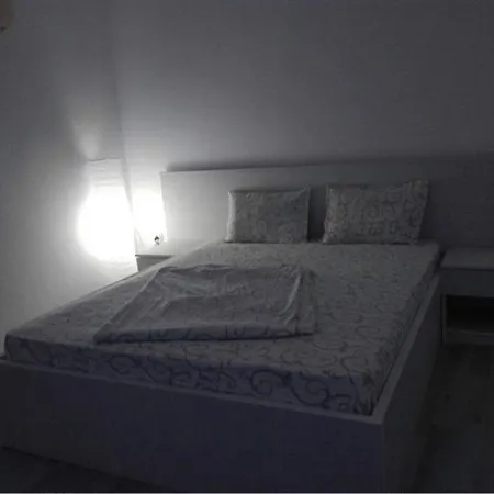 ゲストハウス Oaza De Verdeata 4*