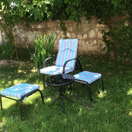 ゲストハウス Oaza De Verdeata 4*